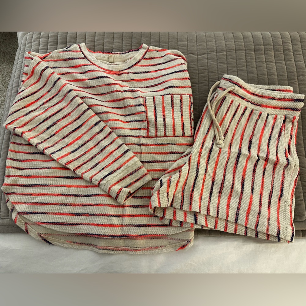 Lou & Grey coordinated set. Amazing, vibrant colors and a material that looks $$